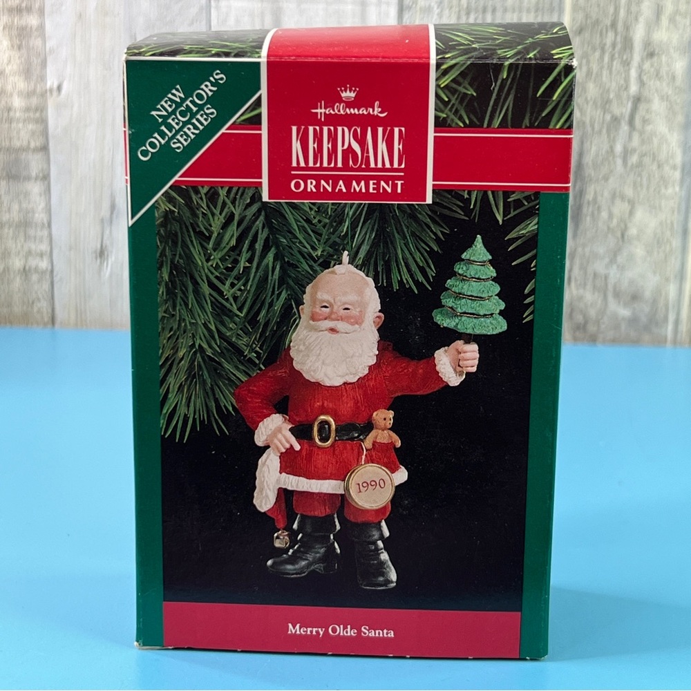 Hallmark Keepsake Ornament Merry Olde Santa Handcrafted & Dated 1990